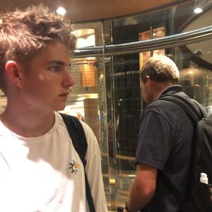 Meet your Posher, Sam